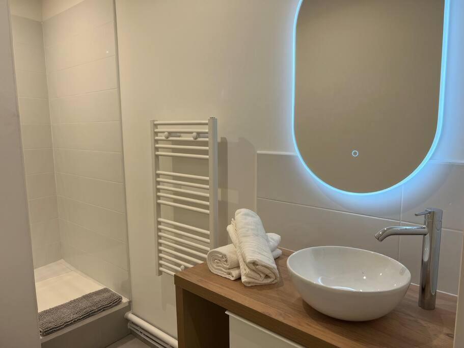 Апартаменты Montpellier Centre - La Fenetre De L'Ecusson Экстерьер фото