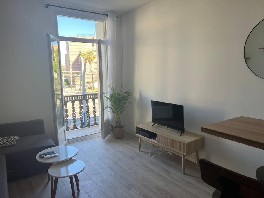 Апартаменты Montpellier Centre - La Fenetre De L'Ecusson Экстерьер фото